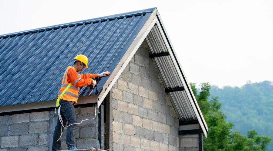 Professional Flat Roofing Installation in Ainsworth, NE